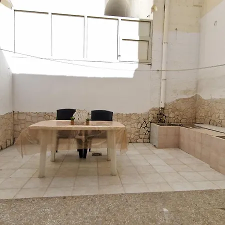 Economy Διαμέρισμα *